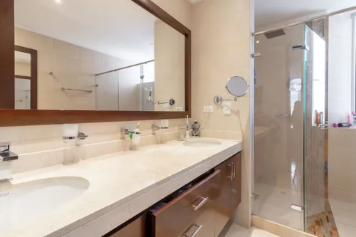 Apartamento En Venta En El Chicó. Cod V8308