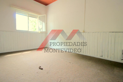 Casa En Venta - 2 Dormitorios - Parque Batlle