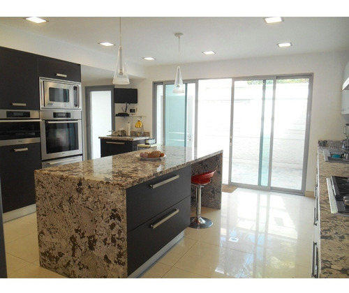 Best House Vende Casa En Lomas Del Mirador