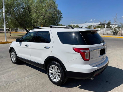 Imagen 4 de 15 de Ford Explorer 2013 4.0 Xlt V6 3er Asiento Sync 4x2 Mt