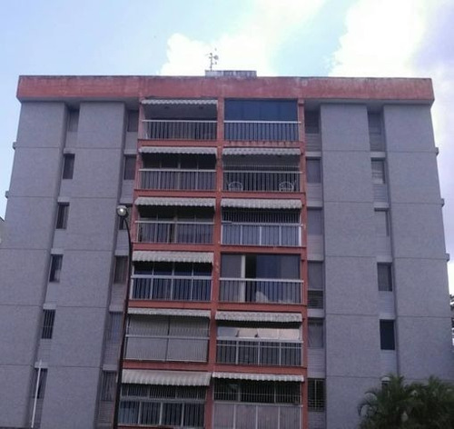 Imagen 1 de 16 de Venta De Fresco Apartamento En Cumbres De Curumo / Ofc 21-14690