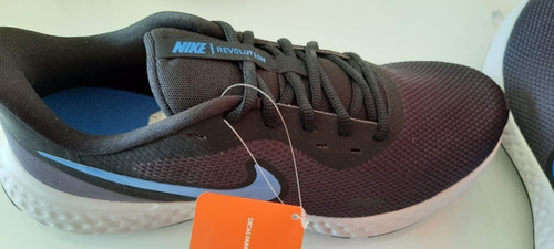 Tenis Nike Revolution 5 - Cinza Esc. - Oferta Promoção