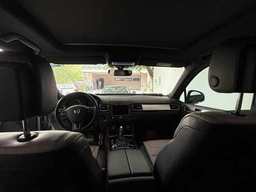 Volkswagen Touareg 3.0 V6 Tdi At