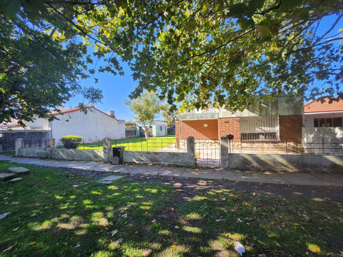 Venta Casa Con Amplio Terreno Sourigues