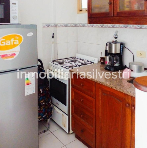 Imagen 4 de 4 de 5 E/ 44 Y 45 La Plata - Departamento En Venta