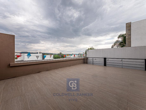 Casa En Venta En Colonia Santa Rosa De Jauregui, Querétaro, Querétaro