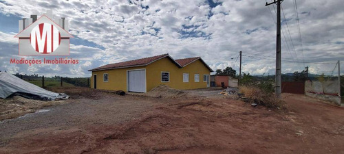 Imagem 16 de 29 de Excelente Chácara Com 03 Dormitórios, Ótimo Acesso, Cômodos Amplos E Linda Vista À Venda, 1300 M² Por R$ 220.000 - Zona Rural - Pedra Bela/sp - Ch0664
