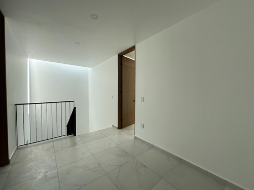 Casa En Venta En Privada Santa Anita, Tlajomulco