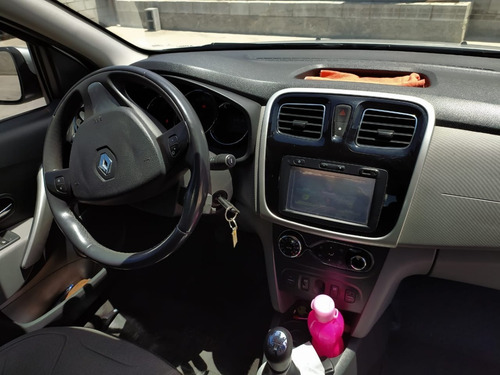 Logan Privilege 1.6 Mod17 Anticipo$$750.000+cuotas Fijas.