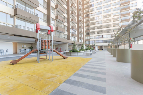 Edificio Av. El Parrón (1 Est.) Vista Poniente Piso 9