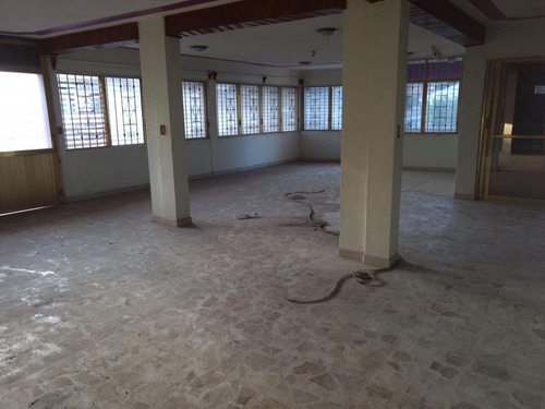 Venta Casa Con 4 Locales Comerciales Col. Anahuac Tuxpan Veracruz