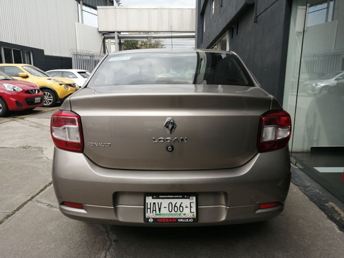 Imagen 4 de 14 de Renault Logan Zen Ta 2018