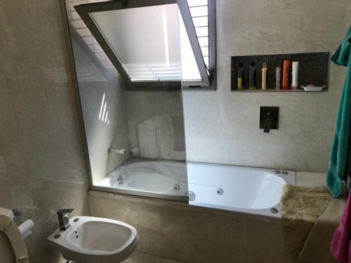 Casa Automatizada Ciudad De Mendoza. 4ta Oeste U$s 395.000.-