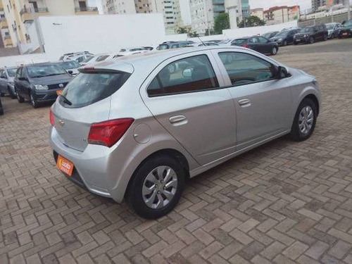 Imagem 7 de 9 de Chevrolet Onix 1.0 Mpfi Lt 8v Flex 4p Manual
