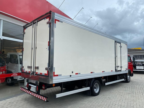 Imagem 8 de 15 de Volkswagen Delivery 8 160 Unico Dono Bau Refrigerado 2013