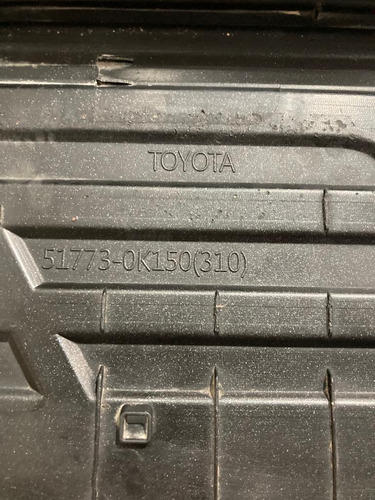 Estribo Plástico Derecho Toyota Sw4 2015/2020- C/ Detalle (Usado)