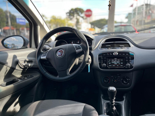 Fiat Punto Essence 1.6 16v Flex Mec.
