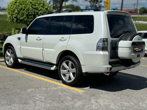Mitsubishi Pajero Full 3.2 Hpe Aut. 5p