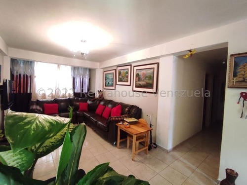 Imagen 3 de 16 de Vendo Apartamento En Urbanización La Fuente Turmero, Código 22-25052 Carlos M. 04243535083