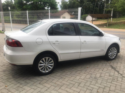 Volkswagen Voyage 1.6 Mi Highline 8v Flex 4p Manual