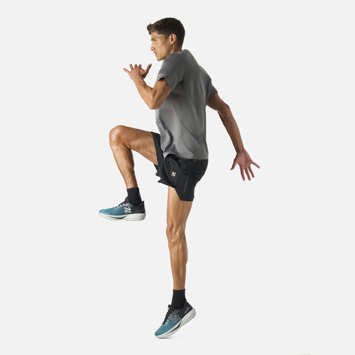 Polera Manga Corta Running Hombre Tempo Advanced Gris Medio