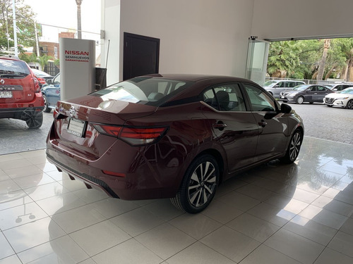 Imagen 8 de 15 de Nissan Sentra 2020 2.0 Exclusive At