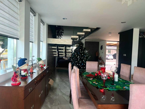 Vendo Casa En Claustro Del Sur, Querétaro