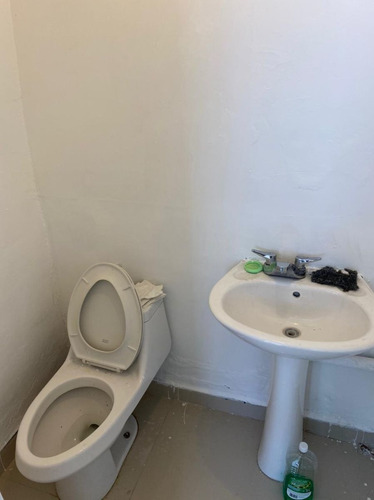 Rento Casa Con Uso De Suelo Comercial En Colonia Roma Norte