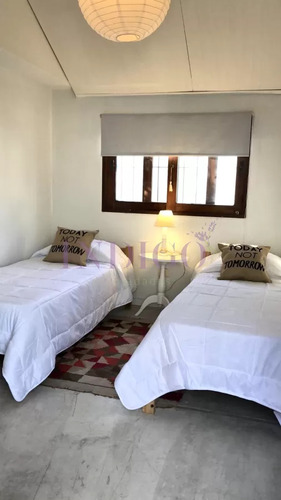 Casa Venta En Montoya, 5 Ambientes.