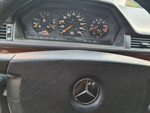 Imagen 3 de 15 de Mercedes-benz 200 2.0 E 1990