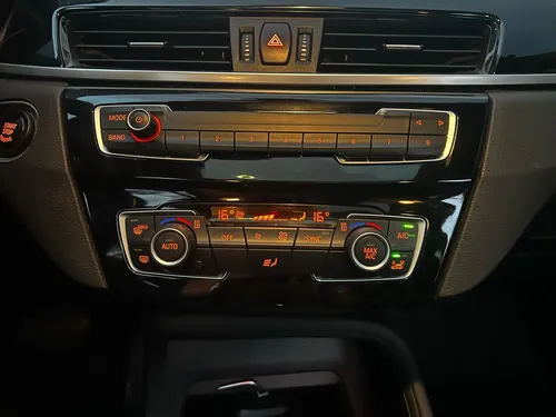 BMW X1 2.0 F48 Sdrive 18d