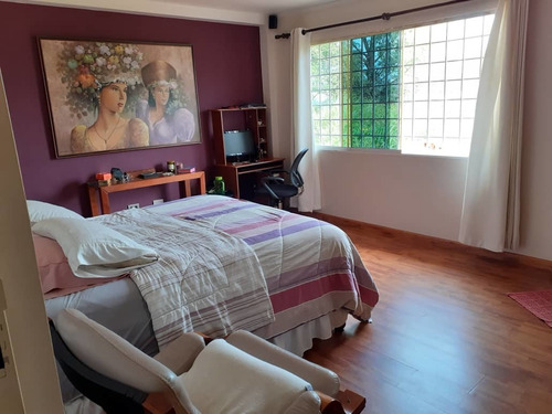 En Venta Quinta Urb Paque El Retiro San Antonio De Los Altos. Cf
