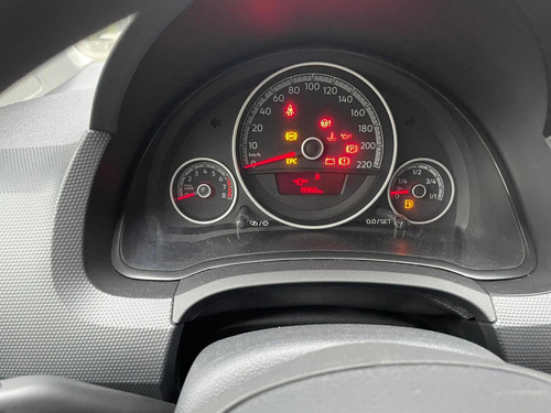 Imagen 8 de 12 de Volkswagen Up 1.0
