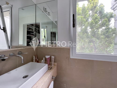 Casa En Venta De 3 Habitaciones En Los Sauces, Nordelta