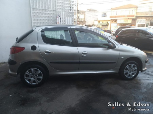Peugeot 206 Presence 1.4 Flex 2006/2007