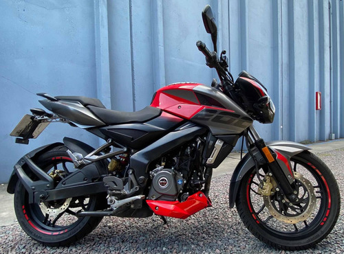 Bajaj Ns 200