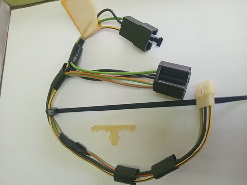 Conector Relay Limpiabrisas Cherokee Xj 1984-1996