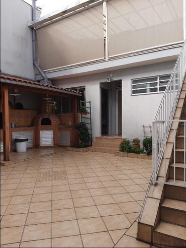 Sobrado 275m², 03 Dormitórios, 01 Suíte, 04 Vagas - Ca0074
