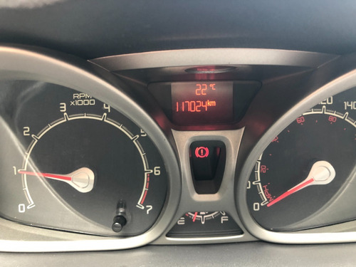 Ford Fiesta Kinetic Design 1.6 Design 120cv Titanium
