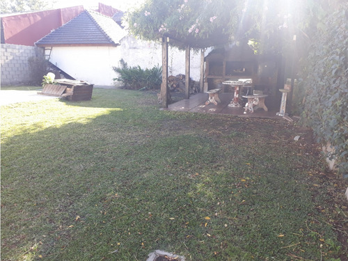 Casa De 4 Ambientes Villa Udaondo - Ituzaingó- Permuta Por Dpto Caba
