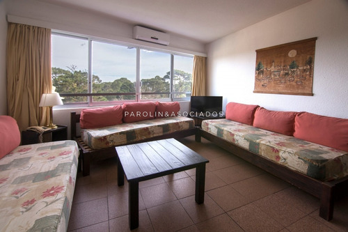 Departamento De 1 Dormitorio En Roosevelt, Punta Del Este-ref:1402