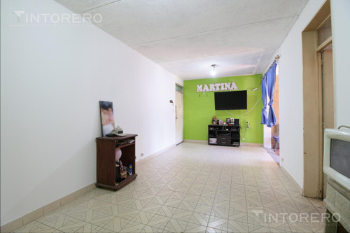 Venta Departamento 3 Amb. En Pompeya 