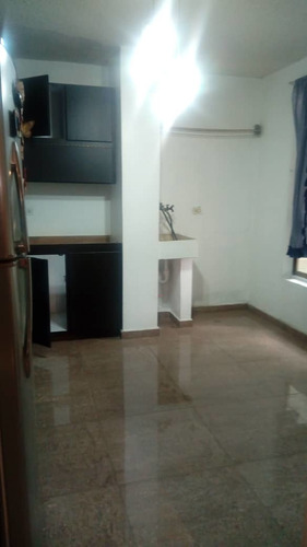 Imagen 6 de 11 de Venta De Apartamento