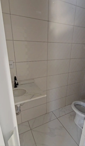 Aluga-se Apartamento 1 Dormitório Com Sacada