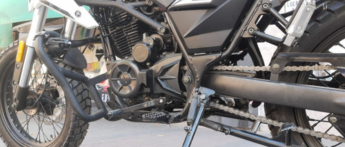 Imagen 11 de 15 de Motomel Skua Adventure 250 O Ahora18 $95.250