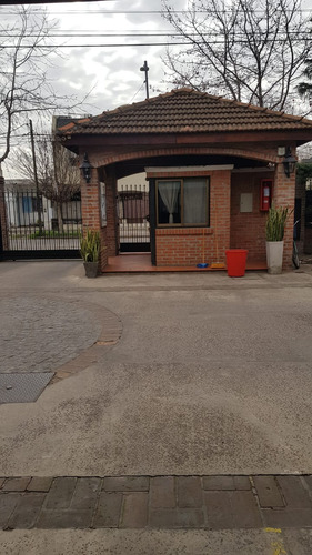 Duplex Con Cochera En Venta En Village De San Miguel