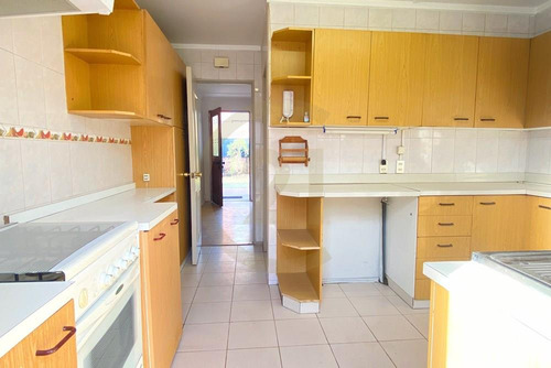 Casa En Venta, 4 Dormitorios, Las Condes