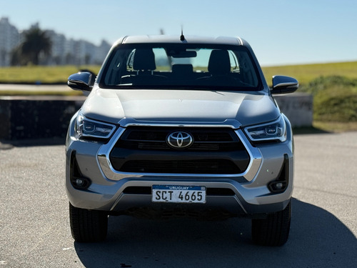 Toyota Hilux 2.8 Tdi Cd Srv Plus 4X4 At Tss