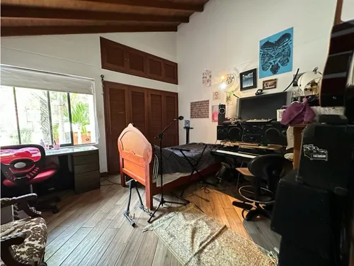 Excelente Casa Para La Venta, Sector Los Balsos, Poblado