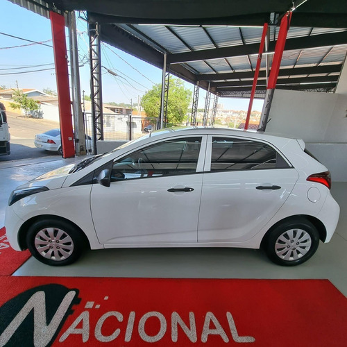 Imagem 3 de 9 de Hyundai Hb20 Hb20 Unique 1.0 Flex 12v Mec. Flex Manual